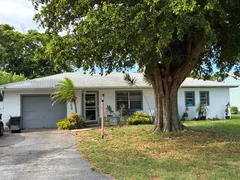 4469 Brandon Drive Delray Beach FL 33445