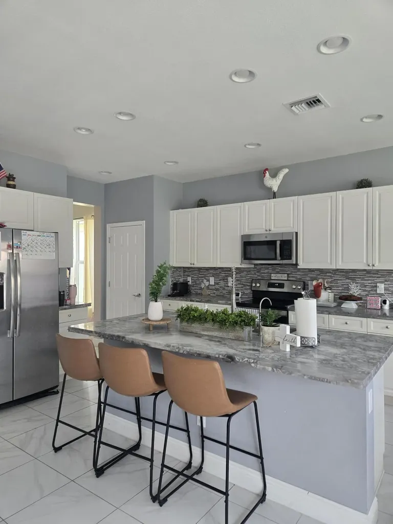 1327 NW Leonardo Circle Port St Lucie FL 34986