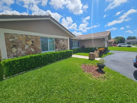 7621 NW 23rd Street Margate FL 33063