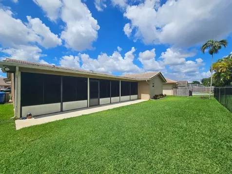 7621 NW 23rd Street Margate FL 33063