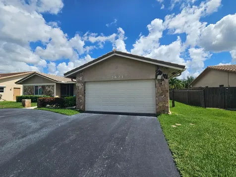 7621 NW 23rd Street Margate FL 33063