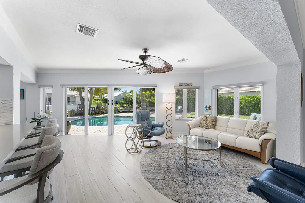 940 SW Mulberry Way Boca Raton FL 33486