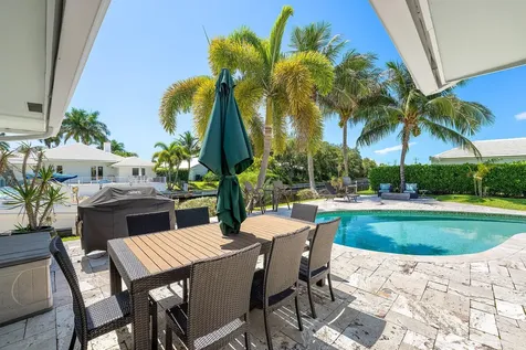 940 SW Mulberry Way Boca Raton FL 33486