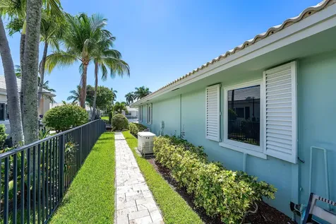 940 SW Mulberry Way Boca Raton FL 33486