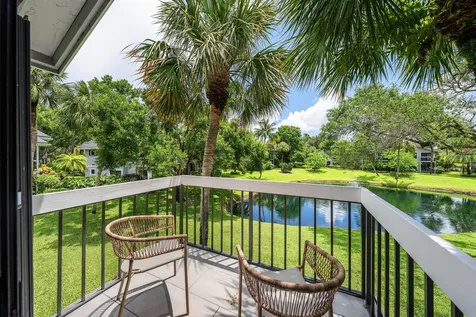 11863 Wimbledon Circle Wellington FL 33414