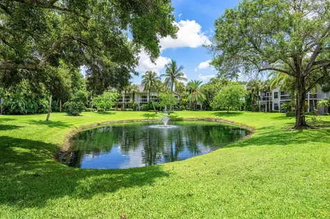 11863 Wimbledon Circle Wellington FL 33414