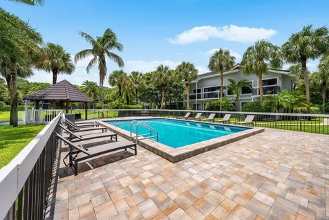 11863 Wimbledon Circle Wellington FL 33414
