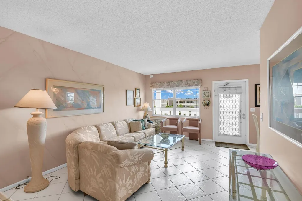 4053 Wolverton C Boca Raton FL 33434