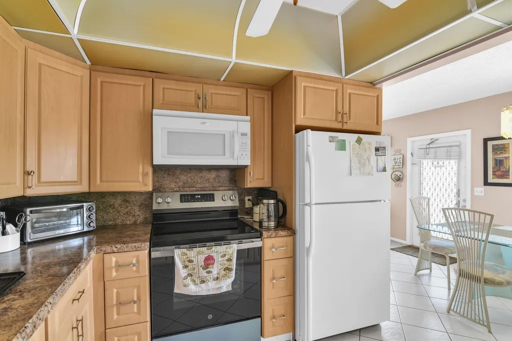 4053 Wolverton C Boca Raton FL 33434