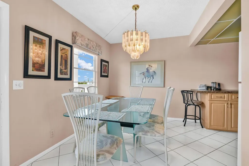 4053 Wolverton C Boca Raton FL 33434
