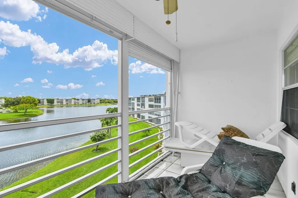 4053 Wolverton C Boca Raton FL 33434