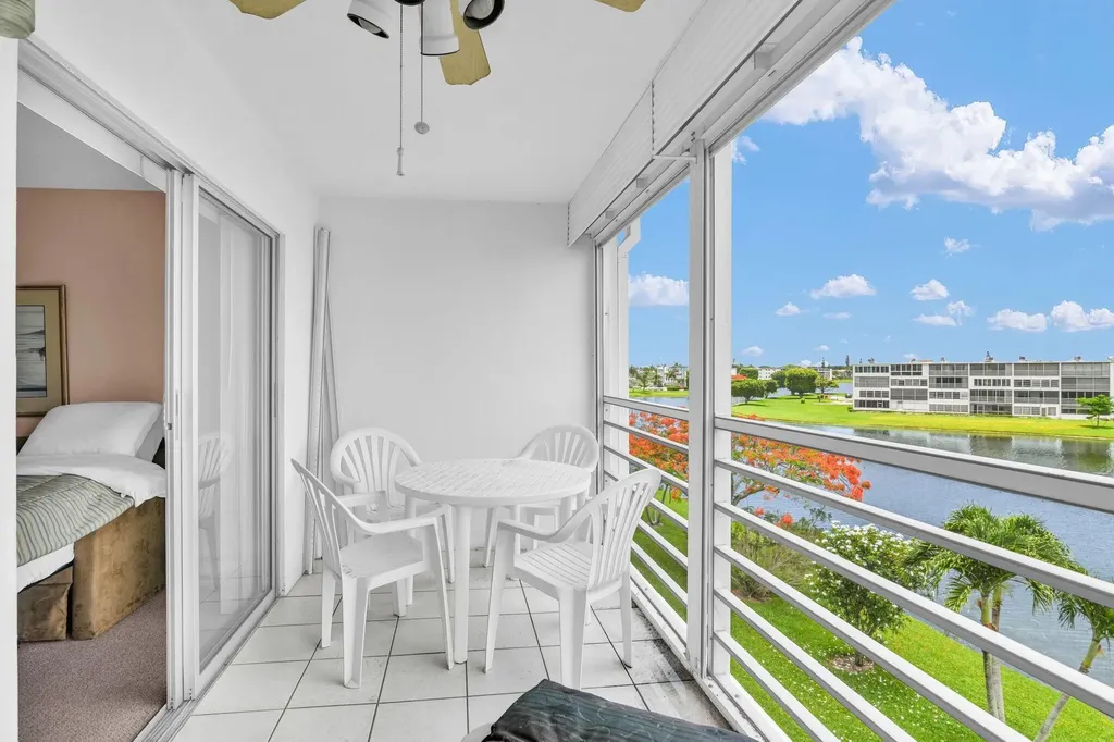 4053 Wolverton C Boca Raton FL 33434