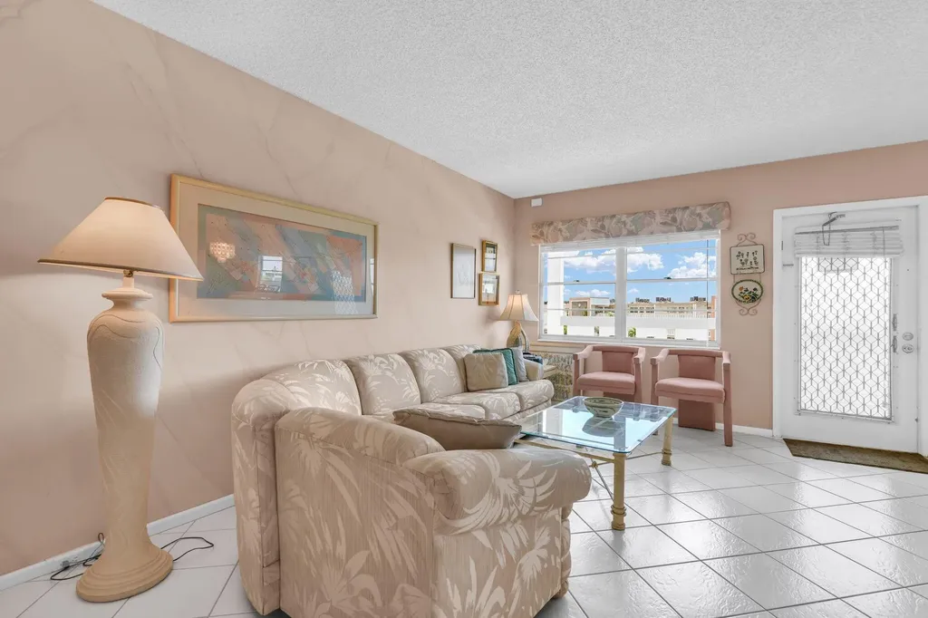 4053 Wolverton C Boca Raton FL 33434