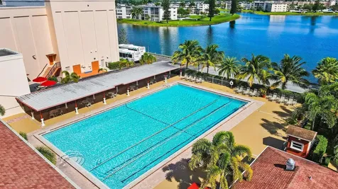 4053 Wolverton C Boca Raton FL 33434