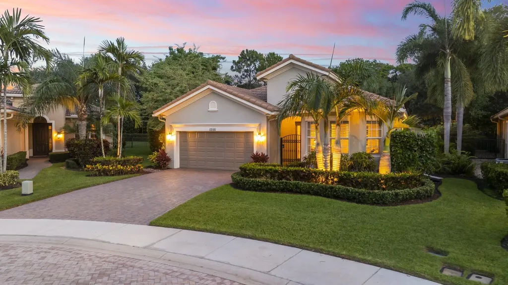 12181 Aviles Circle Palm Beach Gardens FL 33418