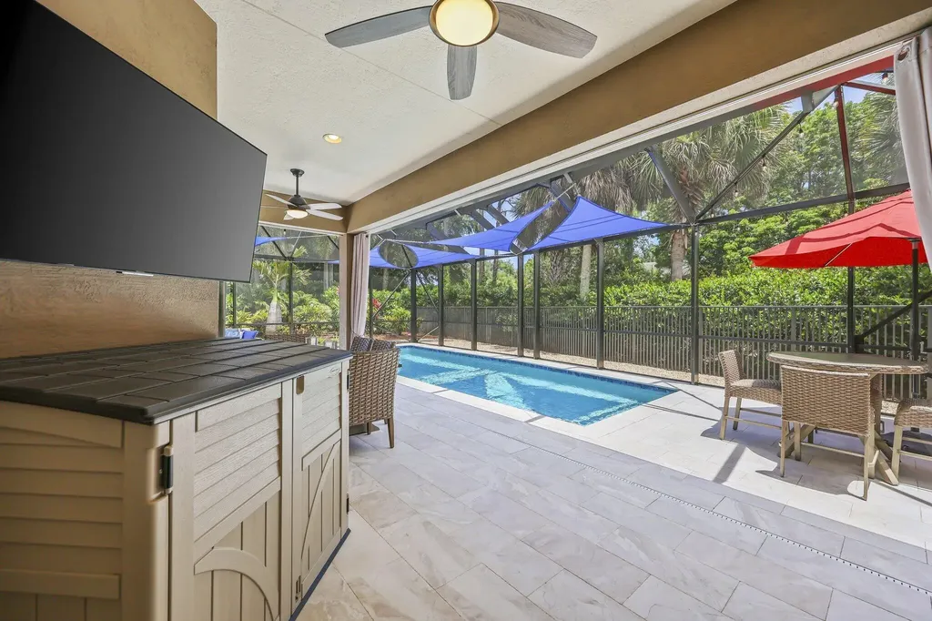 12181 Aviles Circle Palm Beach Gardens FL 33418
