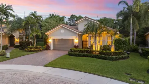 12181 Aviles Circle Palm Beach Gardens FL 33418