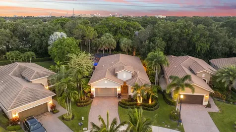 12181 Aviles Circle Palm Beach Gardens FL 33418