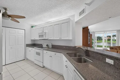 7763 Southampton Terrace Tamarac FL 33321