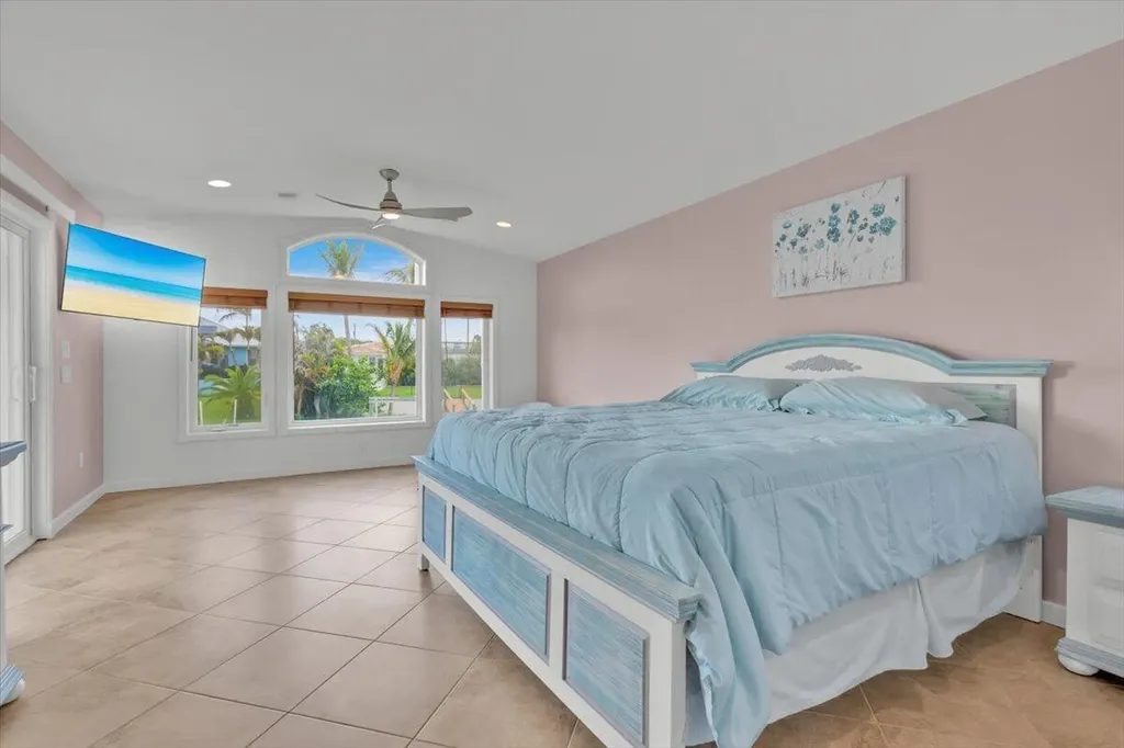 611 SE Harborview Drive Port St Lucie FL 34983