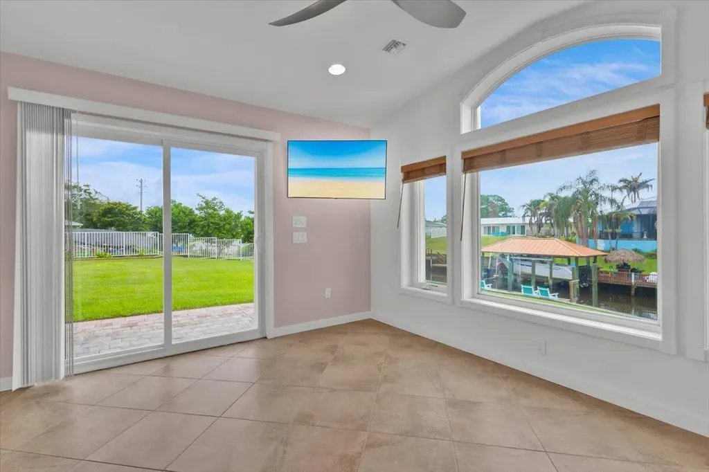 611 SE Harborview Drive Port St Lucie FL 34983