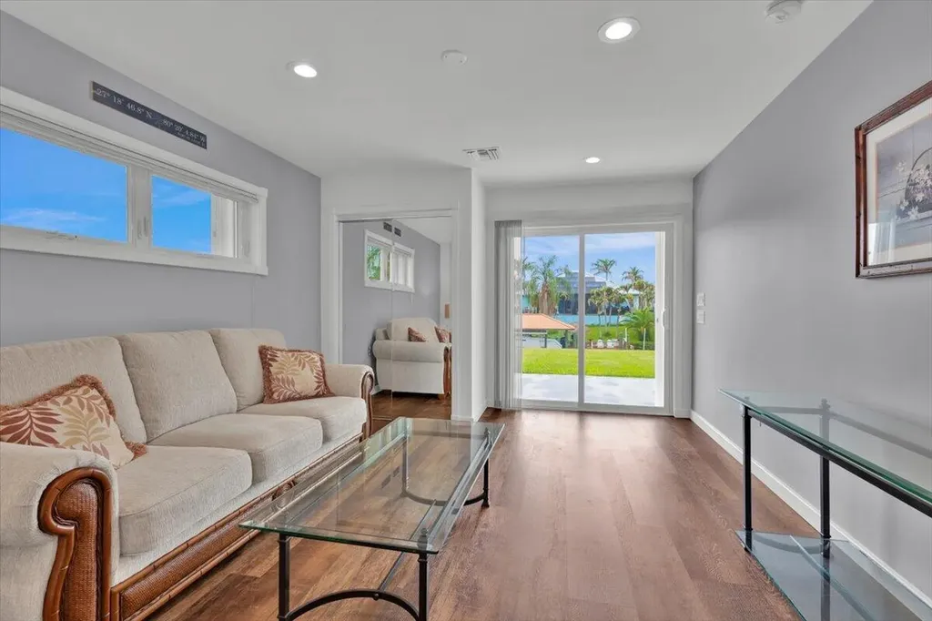 611 SE Harborview Drive Port St Lucie FL 34983