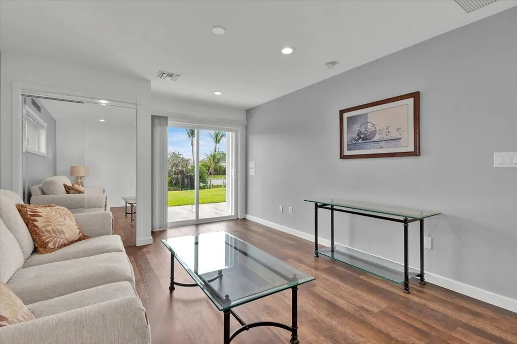 611 SE Harborview Drive Port St Lucie FL 34983