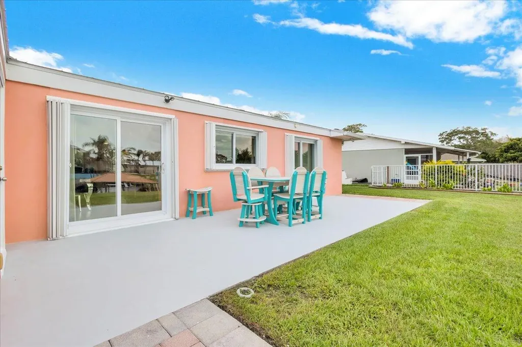 611 SE Harborview Drive Port St Lucie FL 34983