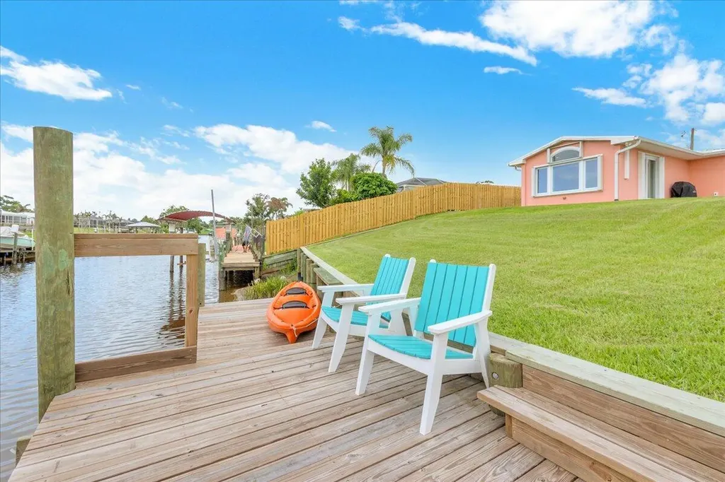 611 SE Harborview Drive Port St Lucie FL 34983