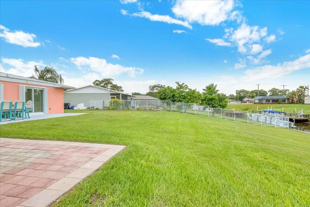 611 SE Harborview Drive Port St Lucie FL 34983