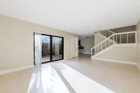 2471 Waterside Drive Lake Worth FL 33461