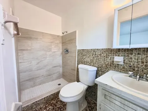 7643 NW 74th Avenue Tamarac FL 33321