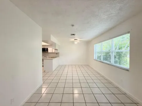 7643 NW 74th Avenue Tamarac FL 33321