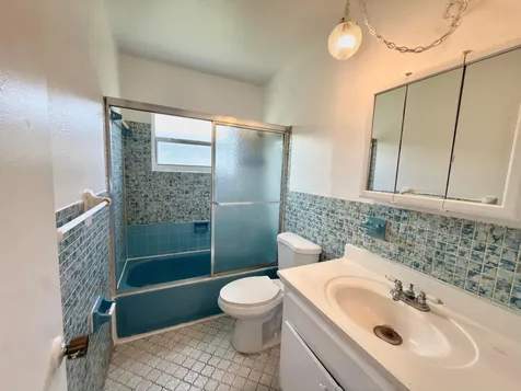 7643 NW 74th Avenue Tamarac FL 33321