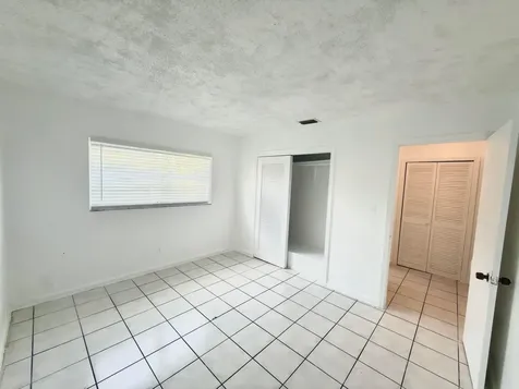 7643 NW 74th Avenue Tamarac FL 33321