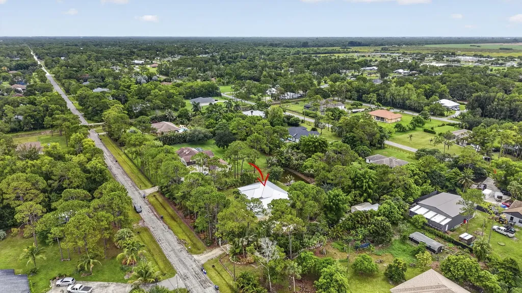 18842 93rd Road N The Acreage FL 33470