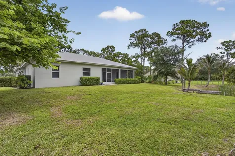 18842 93rd Road N The Acreage FL 33470