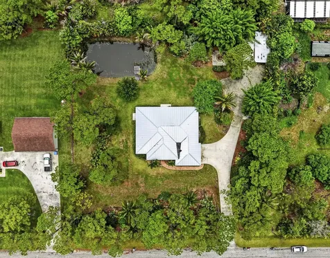 18842 93rd Road N The Acreage FL 33470