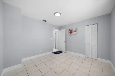 4527 NW 191st Terrace Miami Gardens FL 33055