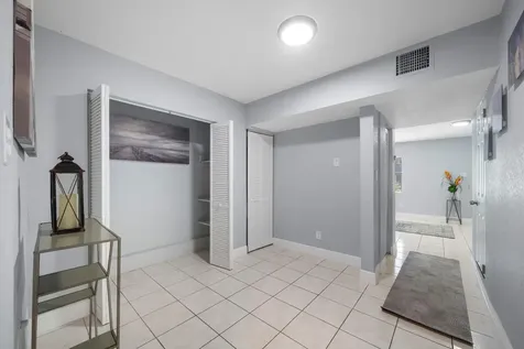 4527 NW 191st Terrace Miami Gardens FL 33055