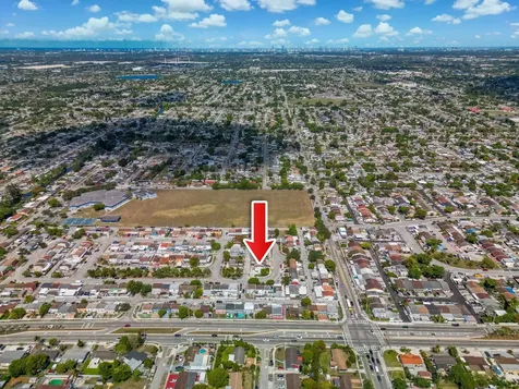 4527 NW 191st Terrace Miami Gardens FL 33055