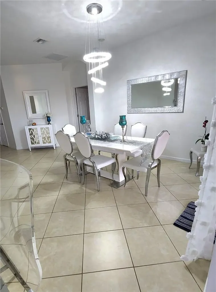 1807 SW Jamesport Drive Port St Lucie FL 34953