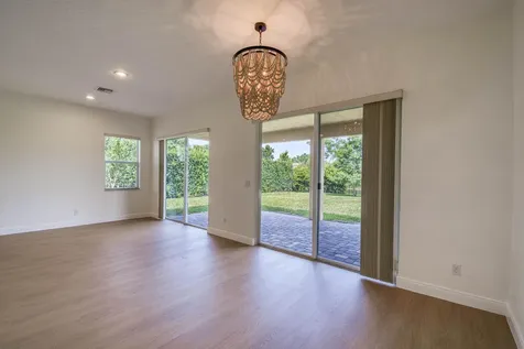 172 Manor Circle Jupiter FL 33458