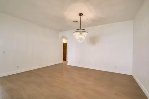172 Manor Circle Jupiter FL 33458