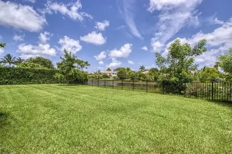 172 Manor Circle Jupiter FL 33458
