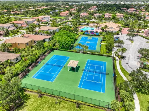 172 Manor Circle Jupiter FL 33458