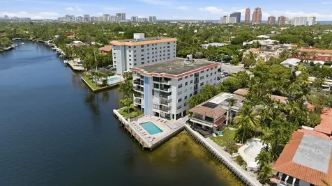 1839 Middle River Drive Fort Lauderdale FL 33305