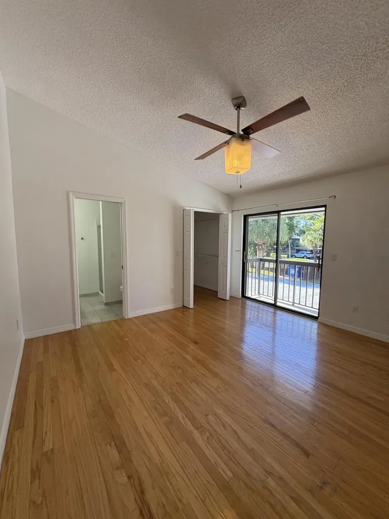 203 SE Camelot Gardens Boulevard Port St Lucie FL 34952