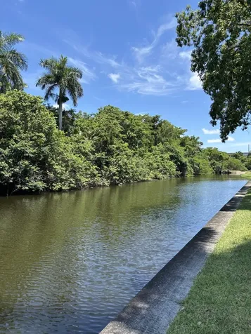 108 Royal Park Drive Oakland Park FL 33309