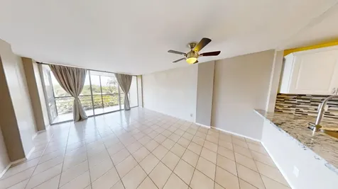 108 Royal Park Drive Oakland Park FL 33309
